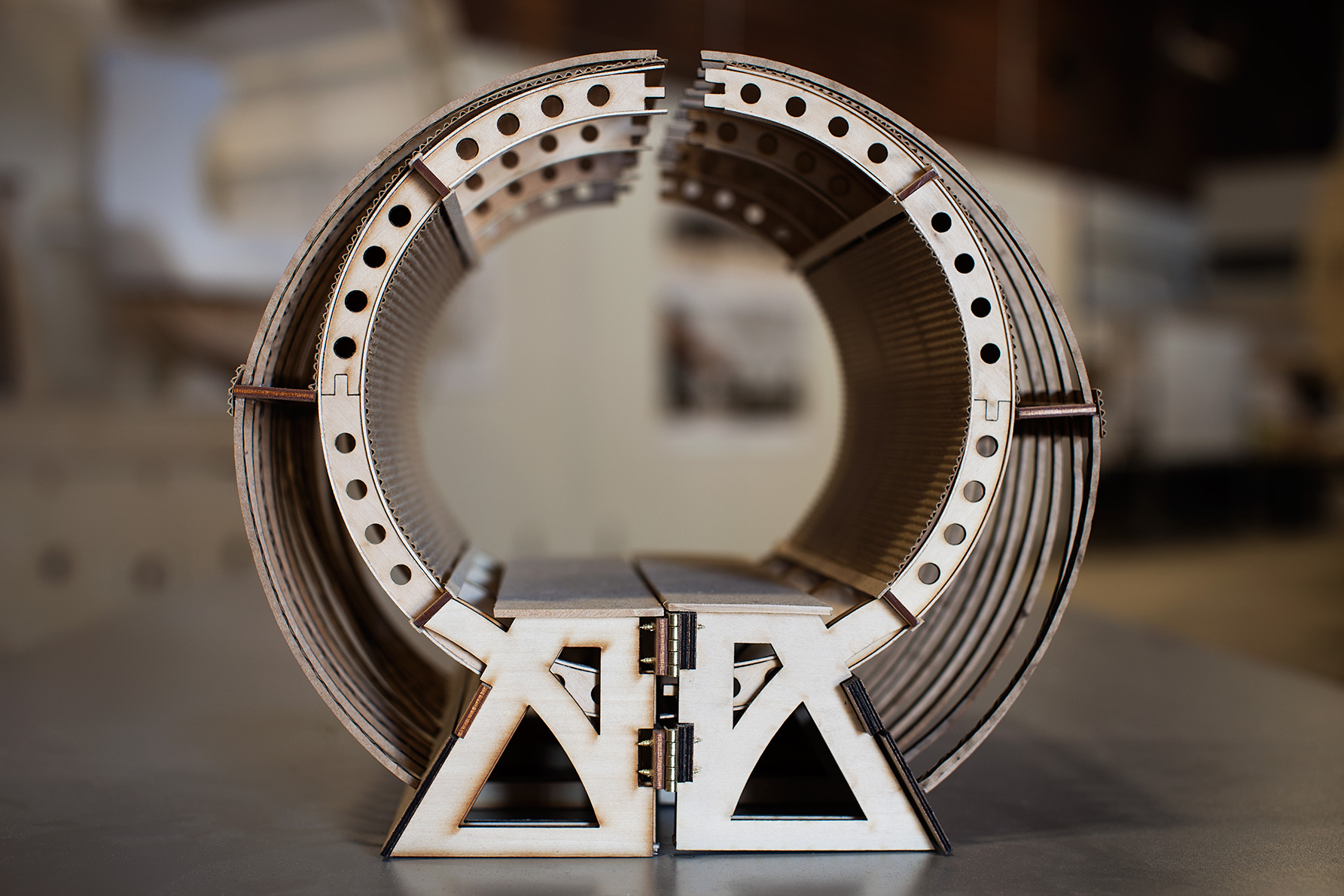 150326_HYPER_LOOP42869